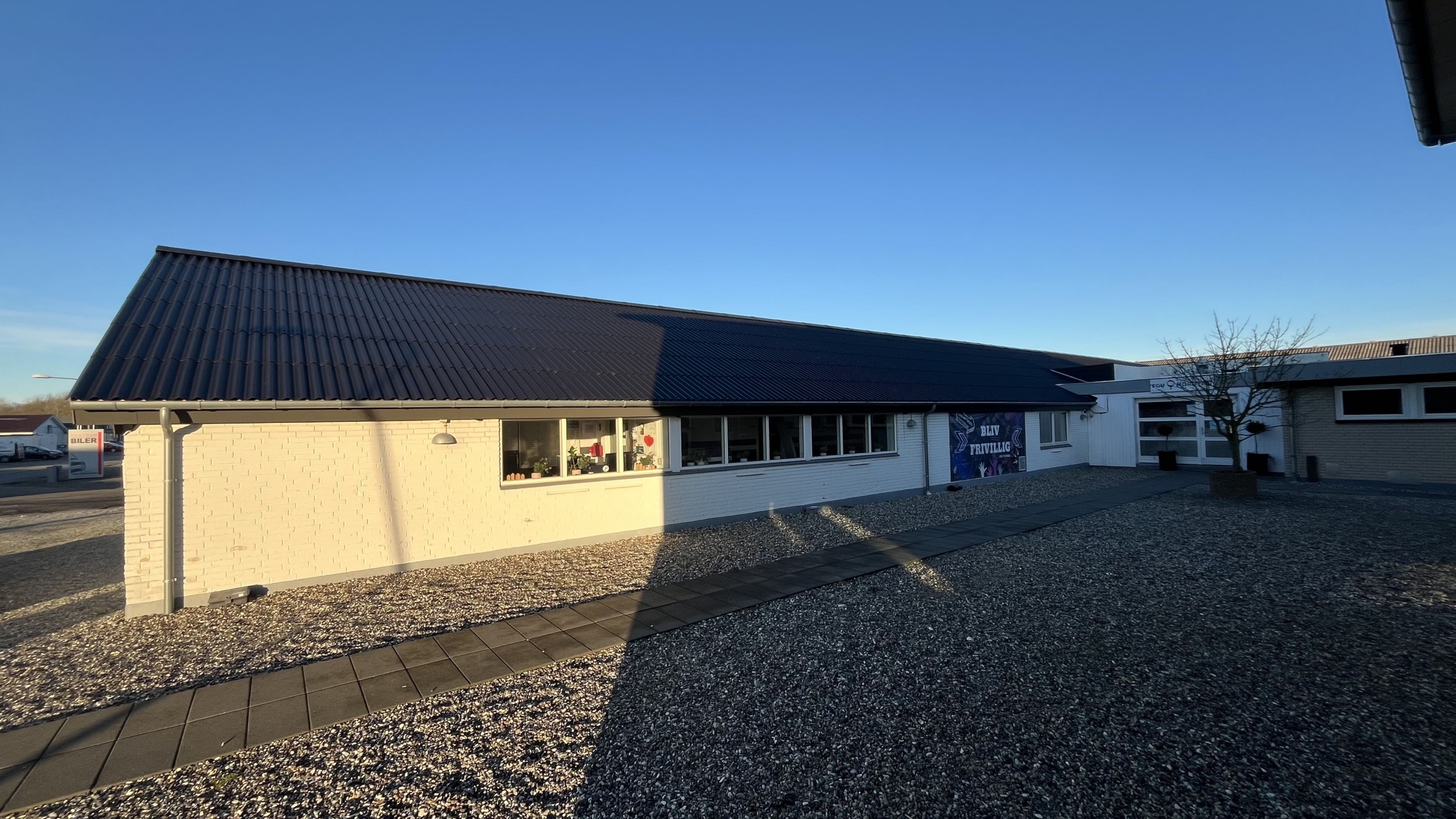 Nyt tag på erhvervsbygning i Brønderslev, Nordjylland